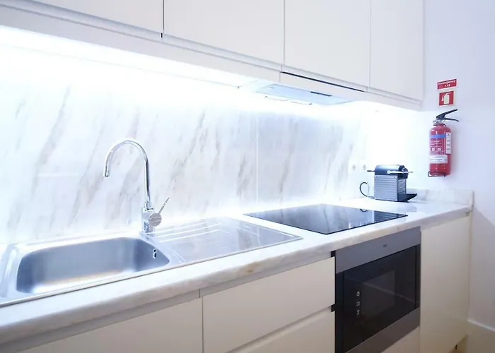 On - Palace - Free Parking Porto