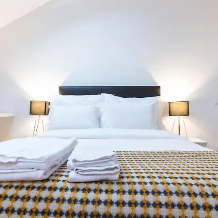 Apartment On Palace - Free Parking Porto