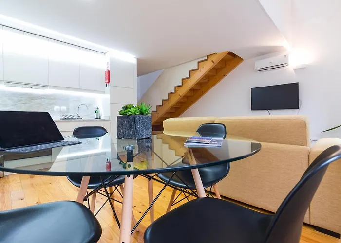 On - Palace - Free Parking Oporto