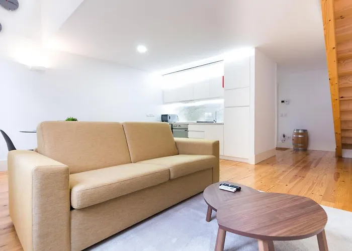 On - Palace - Free Parking Oporto